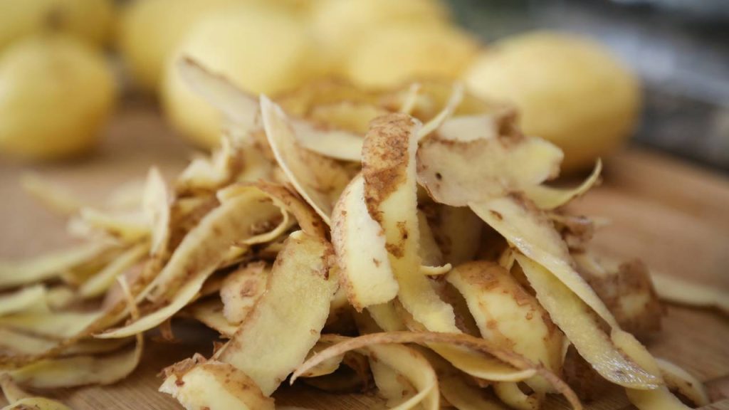 cascas de batata com bicarbonato