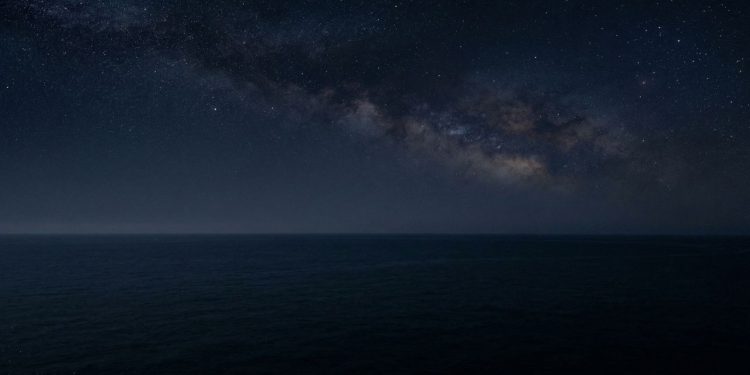 O que aconteceria com a Terra se a Lua desaparecesse esta noite