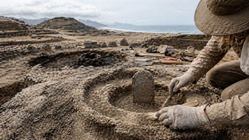 Uma estrutura de observação astronômica encontrada no Peru permitiu prever mudanças nas marés e no clima há 5.000 anos