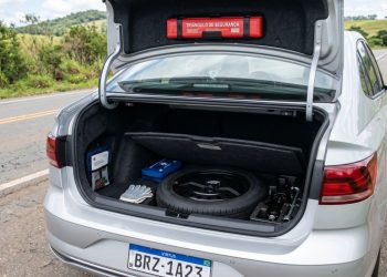 Equipamentos obrigatórios no carro: a lista que você precisa conhecer para evitar dor de cabeça