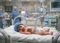 O bebê mais prematuro do mundo tinha 0% de chances, sobreviveu e entrou para a história da medicina