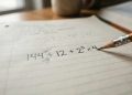 Você consegue acertar “144 ÷ 12 + 2³ × 4” sem usar calculadora?