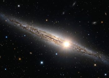 A estrela desapareceu há 50 milhões de anos, mas sua última mensagem luminosa só chegou agora