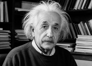 Albert Einstein, um dos maiores gênios da ciência, disse: “Há duas maneiras de viver a vida: acreditando que milagres não existem ou que tudo é milagre”