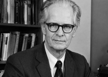 B. F. Skinner, uma das mentes mais influentes da psicologia, disse: “Um fracasso nem sempre é um erro; pode simplesmente ser o melhor que se pode fazer dado as circunstâncias. O verdadeiro erro é desistir de tentar”