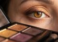 Aprenda como escolher a cor da sua sombra baseada na cor dos seus olhos