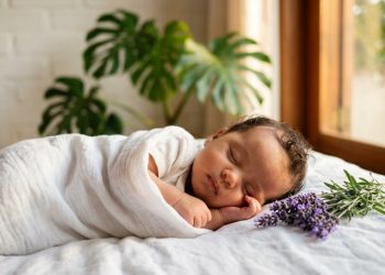 Opções de nomes femininos inspirados na botânica olfativa