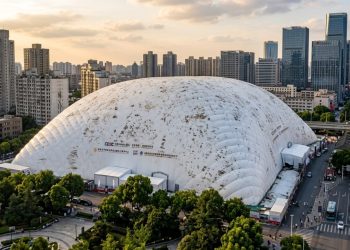 A revolução dos domos infláveis na construção civil