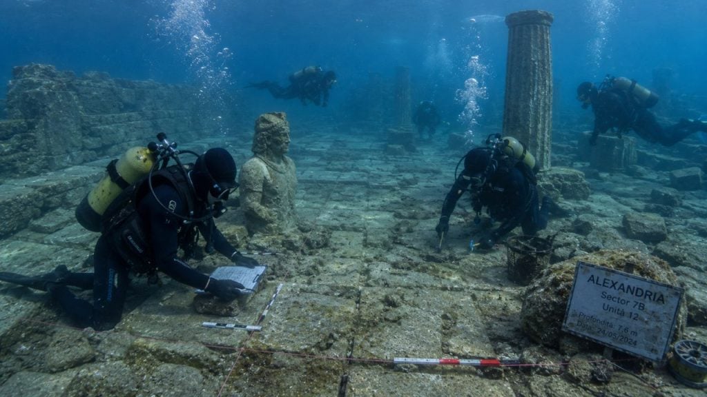 Arqueólogos encontraram uma “cidade fantasma” submersa no Mediterrâneo após mais de 1.600 anos