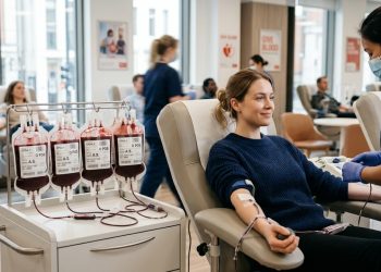 A maior quantidade de sangue doada por uma única pessoa ajudou milhões ao redor do mundo