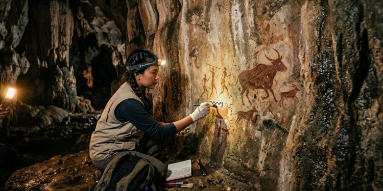 A pintura rupestre que pode ser a mais antiga já feita pela humanidade