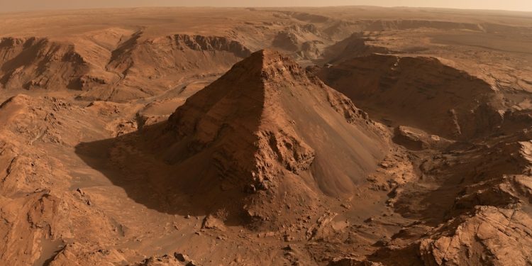 Formação quase geométrica surge no cânion Candor Chasma em Marte