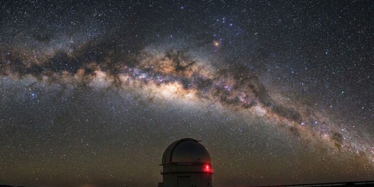 Astrônomos encontraram possíveis vestígios de uma galáxia perdida escondida dentro da própria Via Láctea