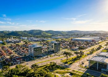 Essa cidade ao lado de Curitiba subiu 25 posições em qualidade de vida em apenas um ano e abriga o 3º maior polo automotivo do Brasil