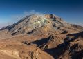 O vulcão Taftan passou 710 mil anos sem grande erupção, mas agora um sinal de 9 centímetros chama atenção no Irã