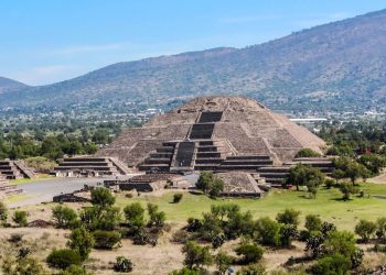 A misteriosa cidade antiga que sacrificava predadores ferozes dentro de uma pirâmide colossal