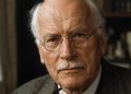 Carl Jung disse: “Quem olha para fora sonha; quem olha para dentro desperta”, uma frase sobre autoconhecimento que atravessa gerações