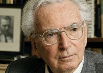 Viktor Frankl afirmou: “Quando não podemos mudar uma situação, somos desafiados a mudar a nós mesmos”