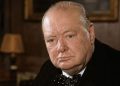 Winston Churchill disse: “Se você está atravessando o inferno, continue andando”, uma frase sobre resistência em tempos difíceis