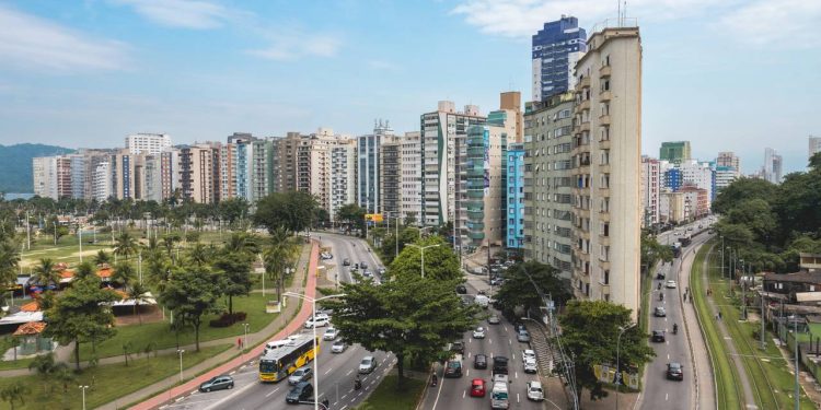 Antes de Salvador, Brasília, Santos, Natal, Rio de Janeiro, São Paulo, Vitória, São Luís, Porto Alegre, Goiânia, Manaus, Maceió, Fortaleza, Belém, Recife, Curitiba, Campo Grande, Florianópolis: São Vicente nasceu antes de qualquer outra cidade do país e hoje impressiona com uma qualidade de vida excepcional
