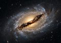 Hubble e Webb unem forças para revelar detalhes inéditos da misteriosa Galáxia do Olho Negro