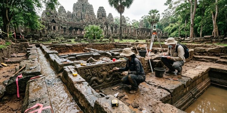 Debaixo do antigo palácio real, arqueólogos encontram estrutura que ajudou a sustentar um império inteiro há mais de 800 anos