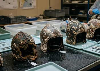 Os 43 capacetes encontrados em Benicarló não são romanos, são medievais e fornecem evidências de um "comércio de armas em larga escala"