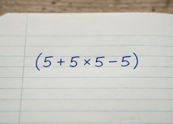 Você consegue resolver (5 + 5 × 5 – 5) sem cair na pegadinha que engana muita gente?