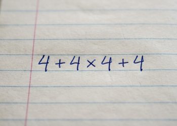 A equação (4 + 4 × 4 + 4) parece fácil demais para dar errado, mas muita gente erra