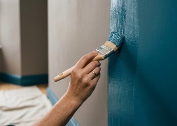 Designers revelam 6 truques de pintura que fazem qualquer cômodo pequeno parecer muito maior