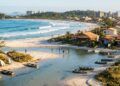 Essa cidade ao lado de Florianópolis cresceu 62% e virou a 7ª maior de Santa Catarina: encanta os brasileiros com suas praias e natureza preservada