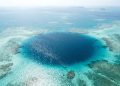O Buraco do Dragão no Mar do Sul da China esconde mais de 300 metros de água sem oxigênio e cavernas que a ciência ainda não explorou