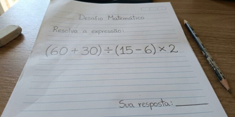 Desafio de matemática: quanto é (60 + 30) ÷ (15 - 6) x 2?
