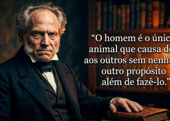 Homem sério em biblioteca clássica aparece ao lado de frase em português sobre crueldade humana e sofrimento causado aos outros.