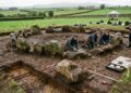Estrutura pré-histórica enterrada há 4.000 anos é encontrada por arqueólogos e revela novos segredos sobre rituais da Idade da Pedra na Irlanda