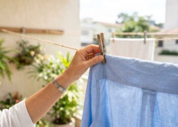 O truque das roupas sempre cheirosas está na forma de secar as peças e pode acabar com o mau cheiro de umidade