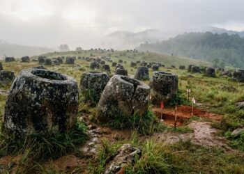 Eles pareciam apenas pedras gigantes, mas escondiam um segredo de milhares de anos encontrado por arqueólogos