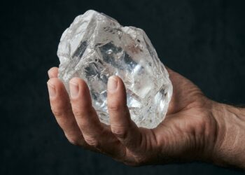 De onde vêm os maiores diamantes do mundo? Estudo revela a surpreendente jornada dessas gemas pelas profundezas da Terra