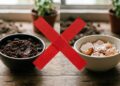 Nem borra de café nem casca de ovo: o ingrediente que muitos jardineiros usam para proteger plantas e você tem em casa