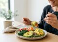 Café da manhã para emagrecer: 7 alimentos que aumentam a saciedade e ajudam a controlar a fome durante o dia