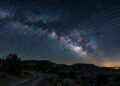 Cientistas fazem alerta: o céu estrelado pode nunca mais ser o mesmo por causa dos satélites
