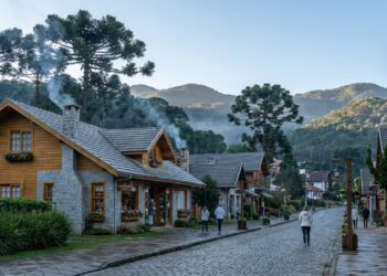 Suíça Brasileira a 1.600 metros de altitude na Mantiqueira, a vila mineira que um imigrante letão batizou com o próprio sobrenome