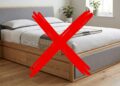 Como a cama elevada com gavetas aproveita o espaço do quarto e quais cuidados devem orientar o projeto