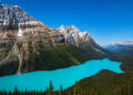 Este lago do Canadá desafia a lógica com uma cor que parece impossível existir na natureza