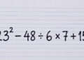 Quase 80% desiste de resolver 23² − 48 ÷ 6 × 7 + 15: você consegue encontrar o resultado?